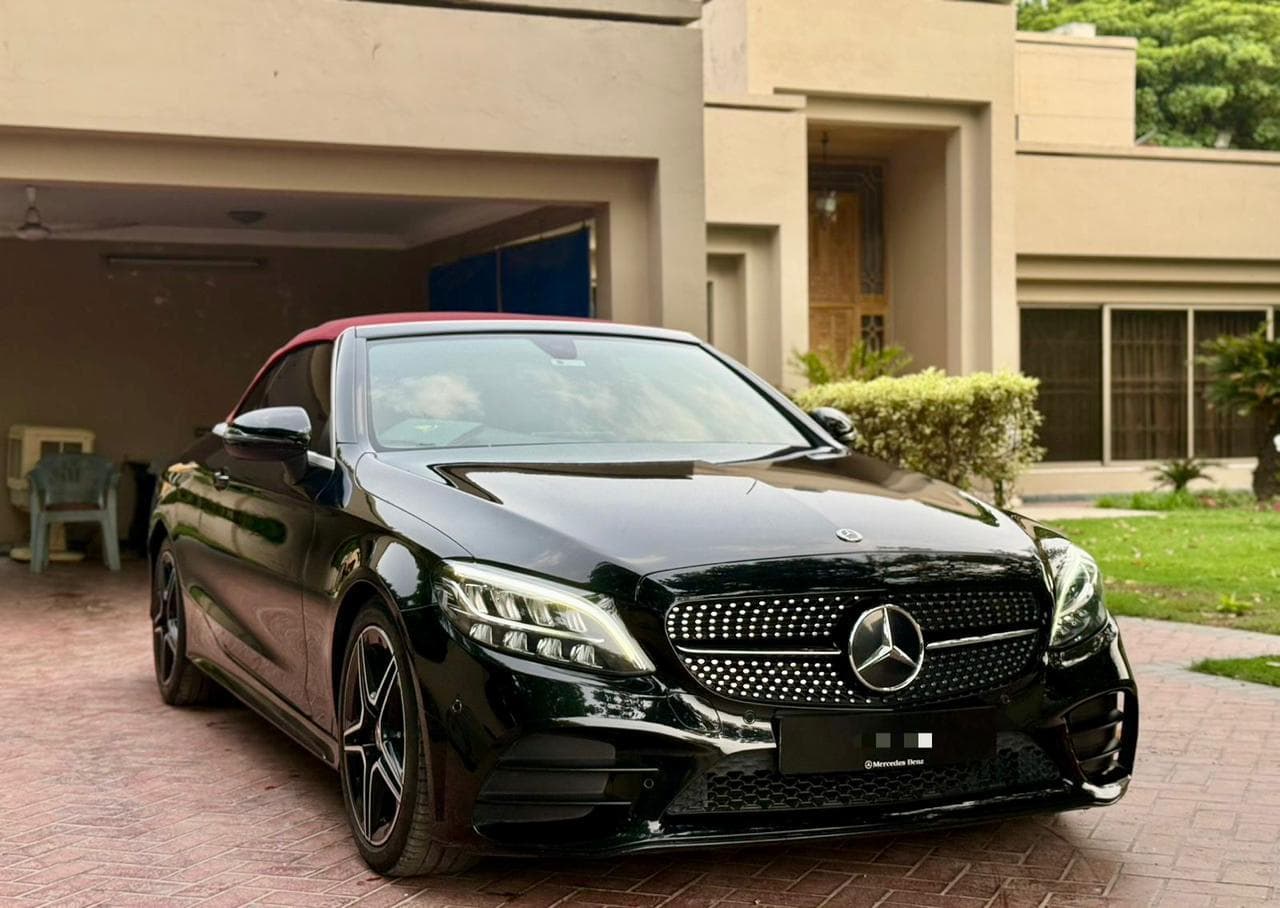 Mercedes luxury car available with driver from Nazir Motors